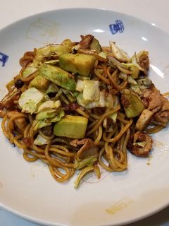 簡単!アボカド焼きそば!-レシピのメイン写真