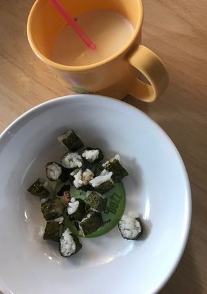 離乳食に一口おにぎり-レシピのメイン写真