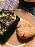 ☆簡単弁当☆梅しそおかかのもち麦おにぎり