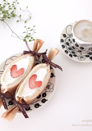 バレンタインにも♡ハートのいちごサンド♡-レシピのメイン写真