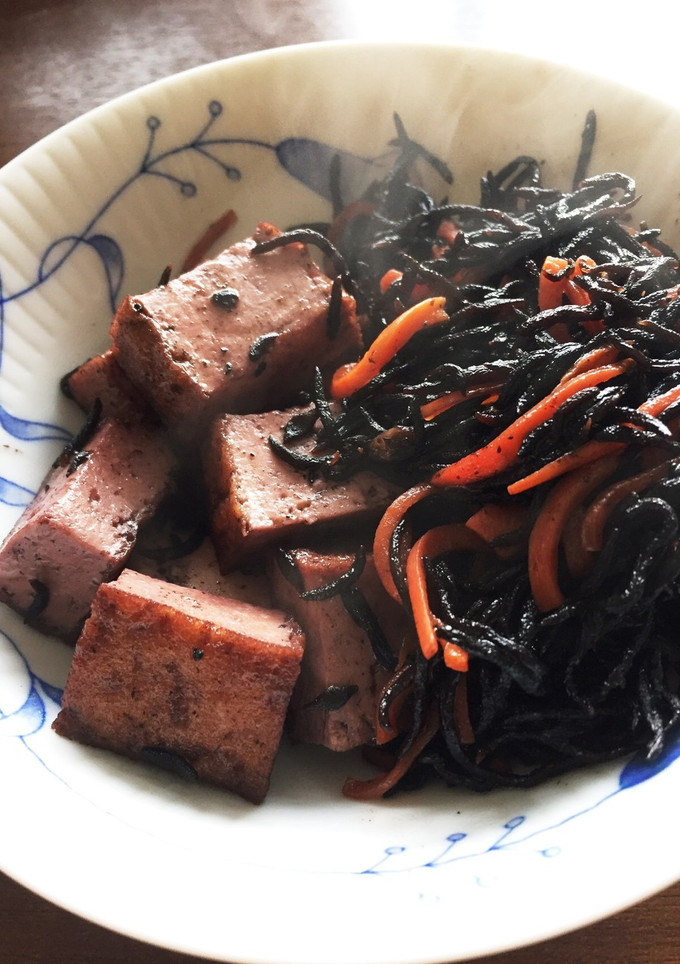 ひじきと厚揚げの赤ワイン含め煮-レシピのメイン写真