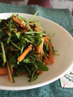 豆苗サラダ-レシピのメイン写真