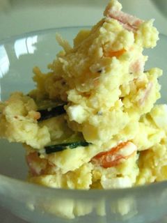 絶品!お惣菜屋さんのようなポテトサラダ-レシピのメイン写真