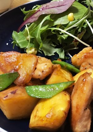 ボリューム満点！さつまいもと鶏の甘辛炒め-レシピのメイン写真