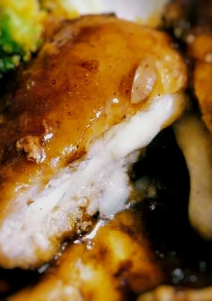 簡単☆チーズの入った和風煮込みハンバーグ-レシピのメイン写真