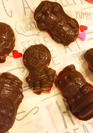 簡単かわいい❤︎アンパンマンの苺チョコ-レシピのメイン写真
