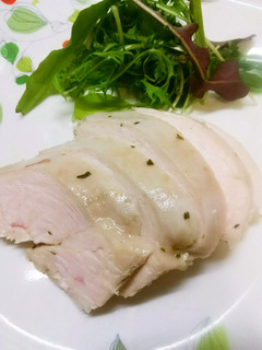 簡単!蒸し鶏のハーブソルト&オイル漬け♪-レシピのメイン写真