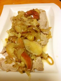 玉葱りんご豚肉のフルーツ炒め-レシピのメイン写真