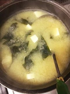 味噌汁 豆腐 わかめ ネギ-レシピのメイン写真