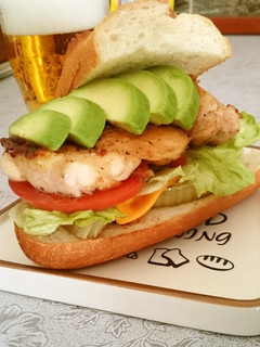 アボカド照り焼きチキンチーズバーガー-レシピのメイン写真