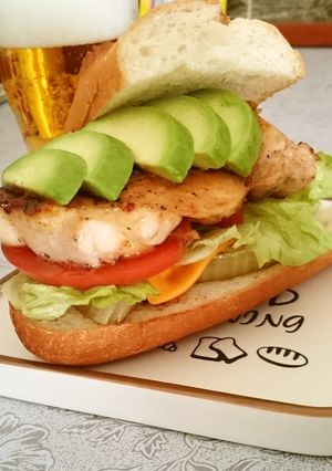 アボカド照り焼きチキンチーズバーガー-レシピのメイン写真
