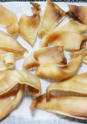 ワンコのおやつに♪豚耳ジャーキー-レシピのメイン写真