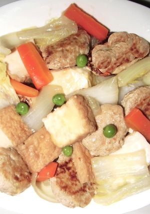 出かける日のボリューム肉団子-レシピのメイン写真
