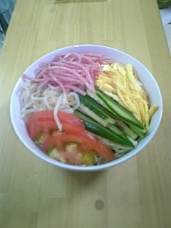 お手軽♪ピリ辛冷やし中華(冷麺)-レシピのメイン写真