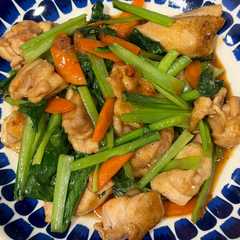 รูปของ 鶏もも肉と小松菜のとろっと中華炒め