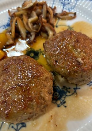 レンコン和風ハンバーグ⭐︎きのこバター風味-レシピのメイン写真