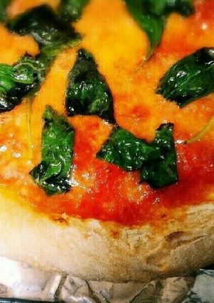 魚焼きグリルで手作りピザ☆マルゲリータ-レシピのメイン写真