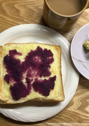 紫芋のきんとんのチーズトースト-レシピのメイン写真