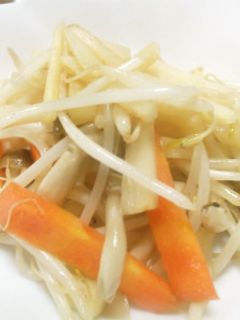 大根の皮ともやしのシャキシャキ炒め-レシピのメイン写真