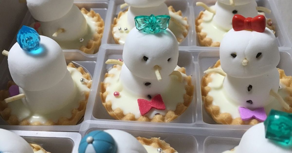 雪だるま☆タルト マシュマロ雪だるまの、ミニ生チョコタルト by タイリース
