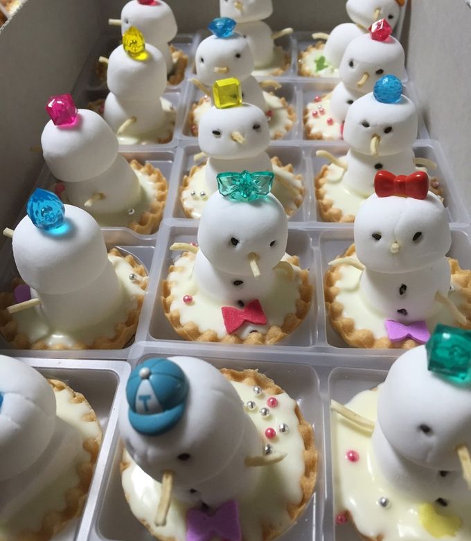 マシュマロ雪だるまの、ミニ生チョコタルト by タイリース
