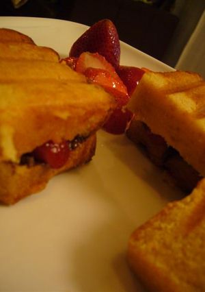 パウンドケーキを使ったパニーニ風スイーツ-レシピのメイン写真