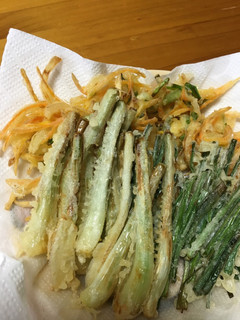 島らっきょう♪無駄なく天ぷら-レシピのメイン写真