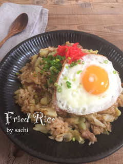 豚肉とキャベツの焼肉チャーハン-レシピのメイン写真