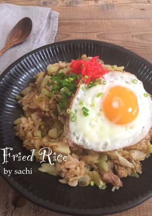 豚肉とキャベツの焼肉チャーハン-レシピのメイン写真