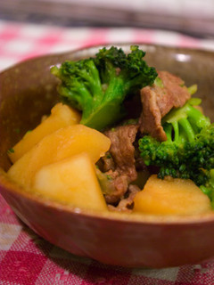 ラム肉で☆こく旨♪肉じゃが-レシピのメイン写真