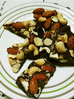 ナッツチョコレート-レシピのメイン写真