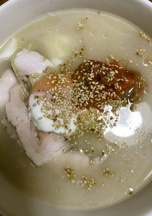 鶏ハムキムチ温玉豚骨ラーメン♬-レシピのメイン写真