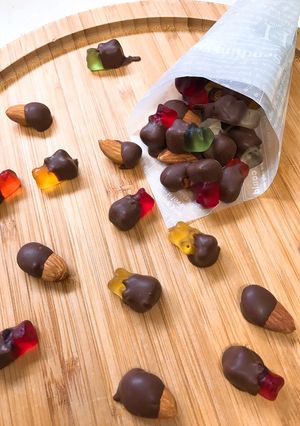 バレンタインに！簡単ハリボー チョコ＊-レシピのメイン写真