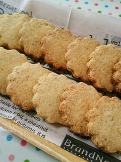おからパウダーで☆おからと胡麻のクッキー-レシピのメイン写真