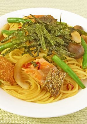 魚醤の香り 鮭といんげんキノコのパスタ-レシピのメイン写真