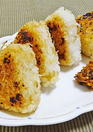 魚醤で作る焼おにぎり-レシピのメイン写真