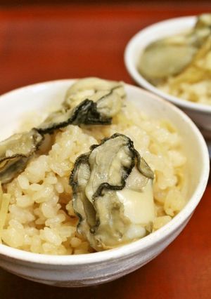 夕おもてなし♪生姜がピリッ！旬な牡蠣ご飯-レシピのメイン写真