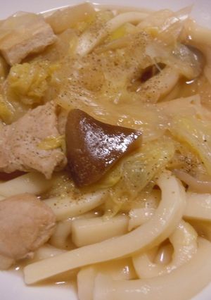 生姜でぽかぽか♡ 煮込みうどん-レシピのメイン写真