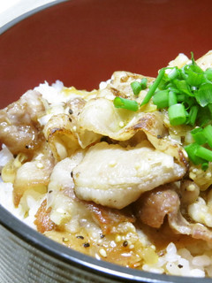 簡単!ネギ塩豚丼!-レシピのメイン写真