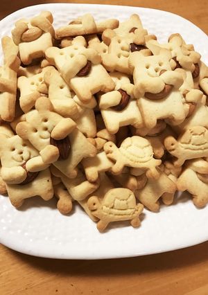 くまクッキー。ホワイトデー用に大量生産！-レシピのメイン写真