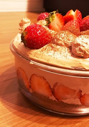 いちごの生チョコクリームスコップケーキ-レシピのメイン写真
