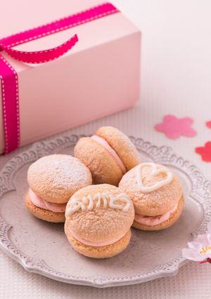 桜ブッセ-レシピのメイン写真