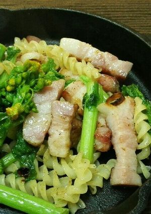菜の花とベーコンdeｽｷﾚｯﾄﾊﾟｽﾀ♪-レシピのメイン写真