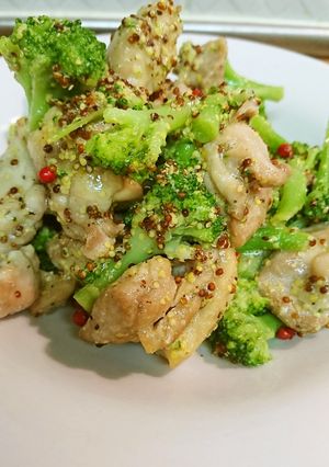 鶏とブロッコリーの粒マ粉チーズソース和え-レシピのメイン写真
