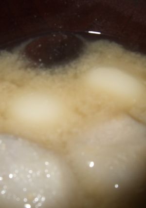 お月見に♪里芋と白玉のお味噌汁-レシピのメイン写真