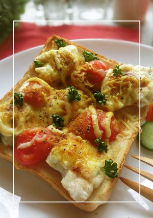 葛叩き鶏×トマトのカレートースト-レシピのメイン写真
