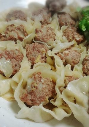 餃子の皮で簡単焼きシュウマイ♪-レシピのメイン写真