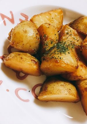 材料1つ！じゃがいものオイスターバター-レシピのメイン写真