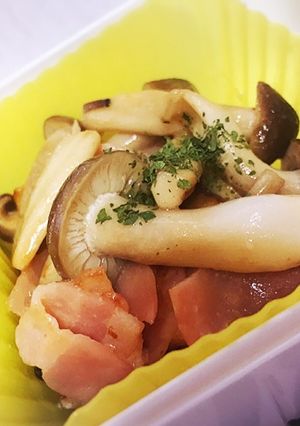 お弁当にきのこベーコンのマヨめんつゆ炒め-レシピのメイン写真