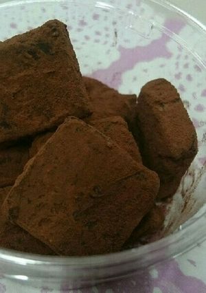 簡単バレンタイン★濃厚生チョコ-レシピのメイン写真